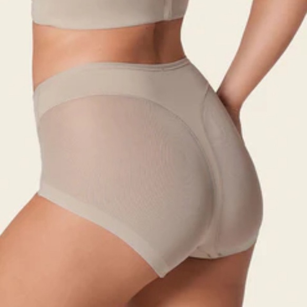 Leonisa Truly Invisible Panty